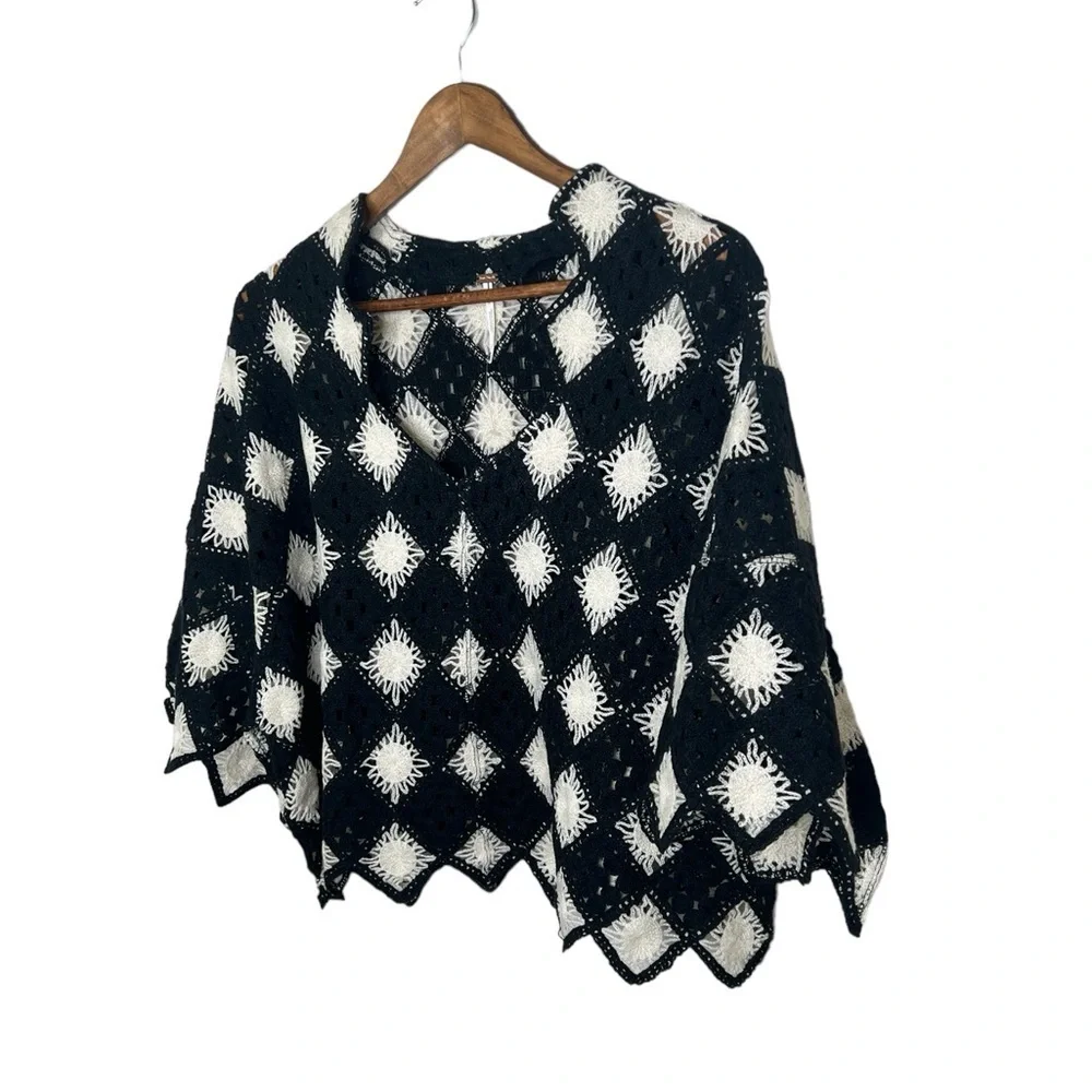 NWOT Free People Beach House Crochet Top
